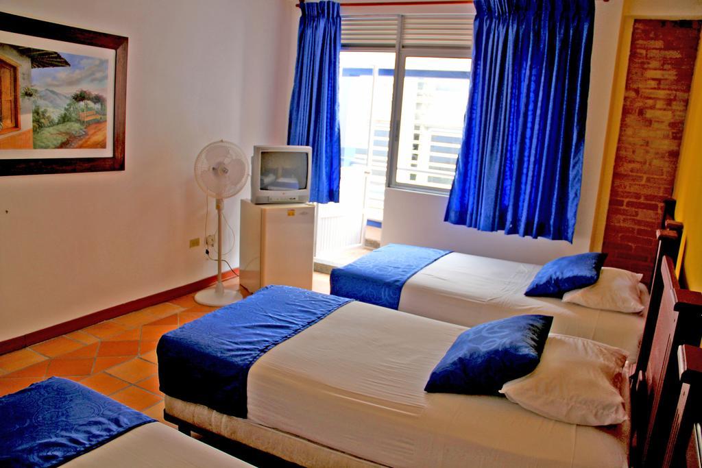 Hotel Castillo Real Armênia Quarto foto